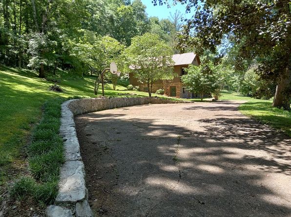 8039 Campbellsville Rd