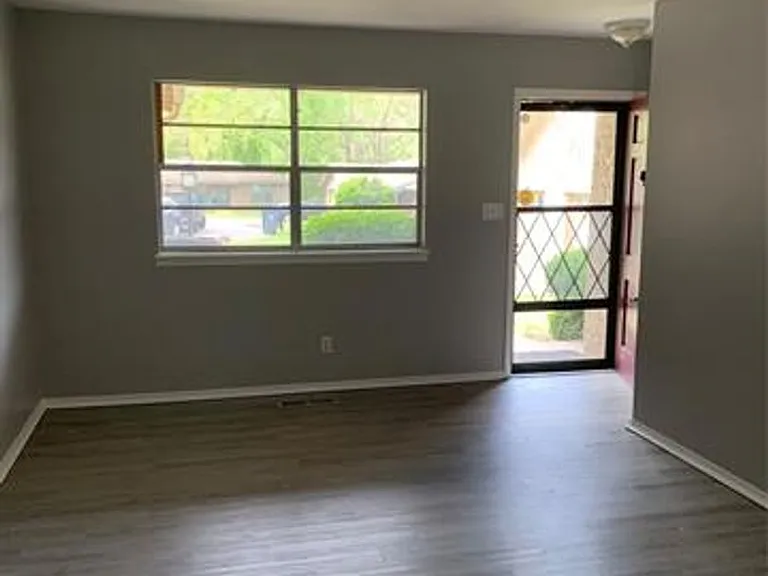 2113 S Birmingham Ct — Photo 12