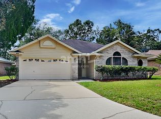 7568 Deer Cove Ln, Jacksonville, FL 32256