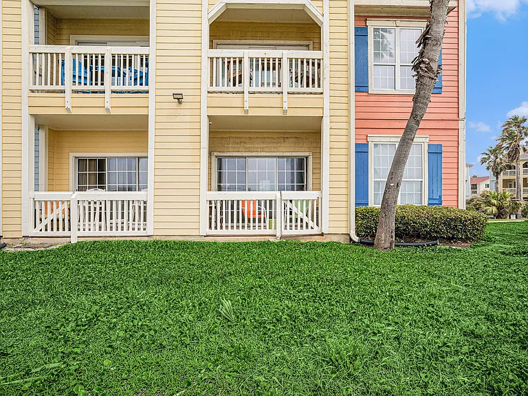 7000 Seawall Blvd #1011 — Photo 19