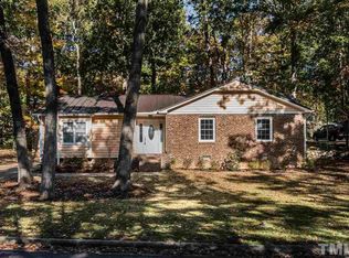 2808 Steeplechase Ct, Raleigh, NC 27613