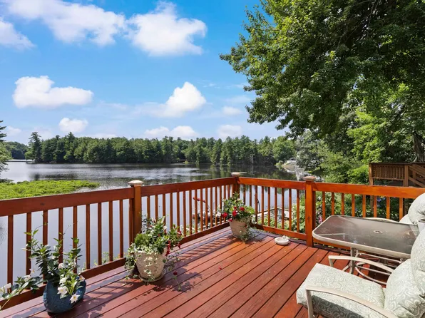 20 Pond Drive, Manchester, NH 03103