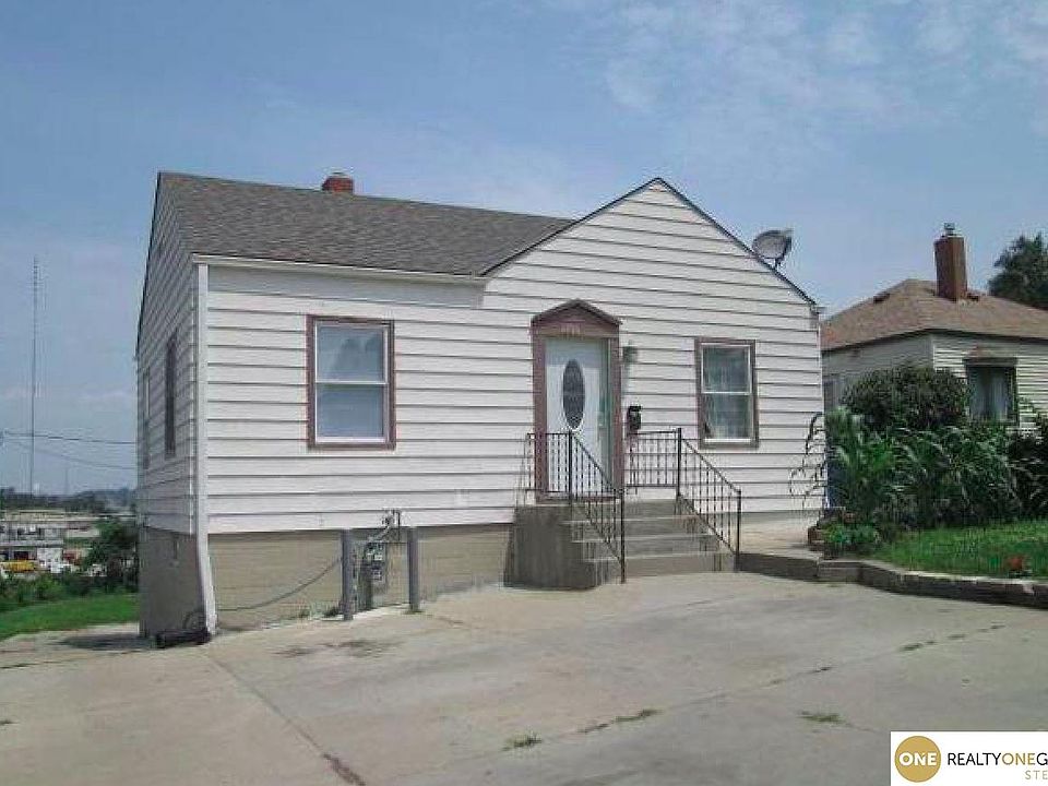1st image of 2708 Washington St