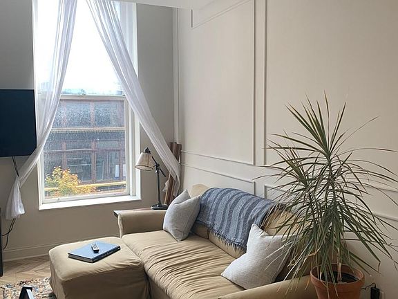 2nd image of 76 N Pearl St APT 302