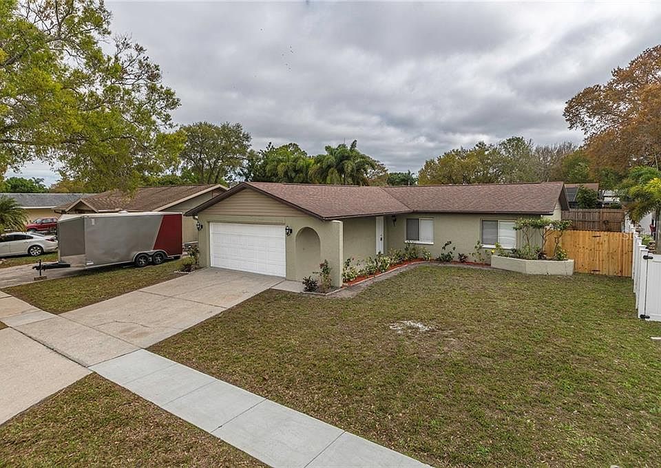 1st image of 8102 Cottonwoode Dr