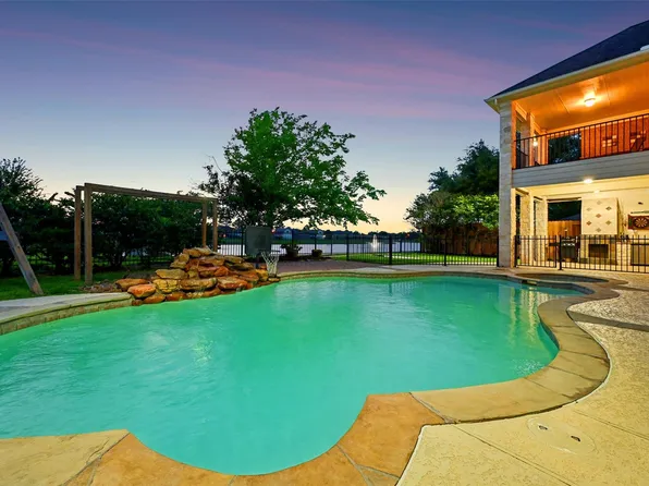 2903 Longhorn Cir, Manvel, TX 77578