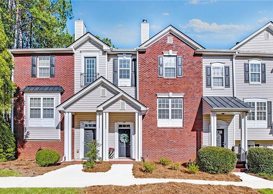 1st image of 203 Village Square Dr