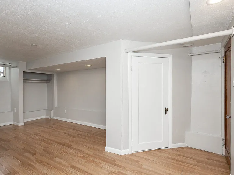 1400 Clermont — Photo 30