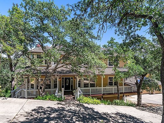 2nd image of 4263 Hensley Cir