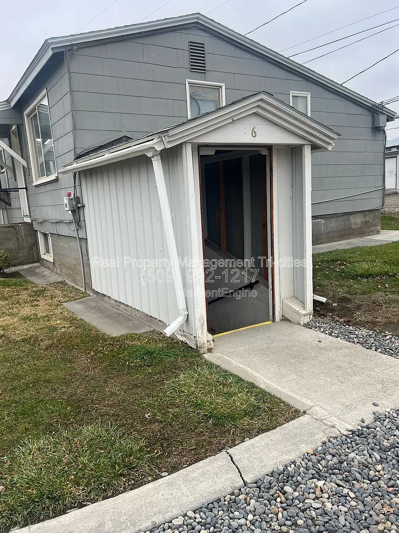 1 bed, 1.0 bath, 486 sqft, $895 — Photo 1