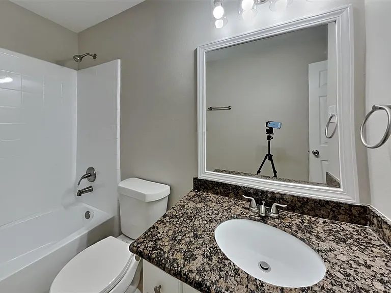 15610 Manorford Ct — Photo 15