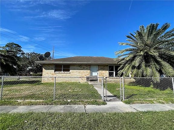 2nd image of 1255 Southlawn Blvd