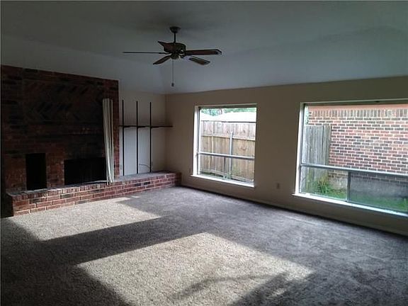 2nd image of 207 Portsmouth Dr