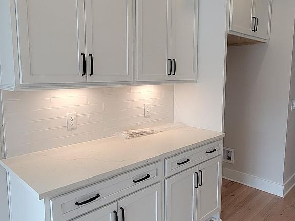 3rd image of 4810 Kintore Lot 97