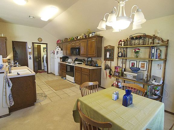 5th image of 2517 NW 161st St