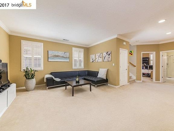 5th image of 107 San Tomas Ct