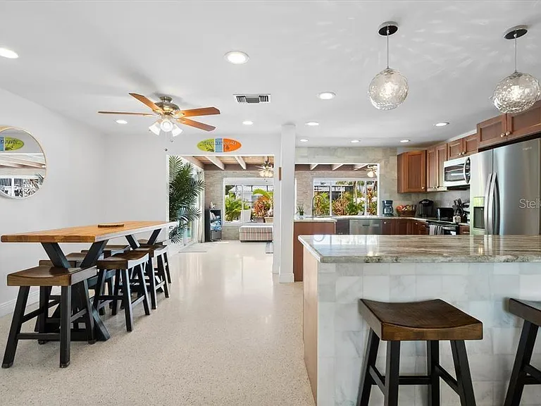 327 Avenida Milano — Photo 22