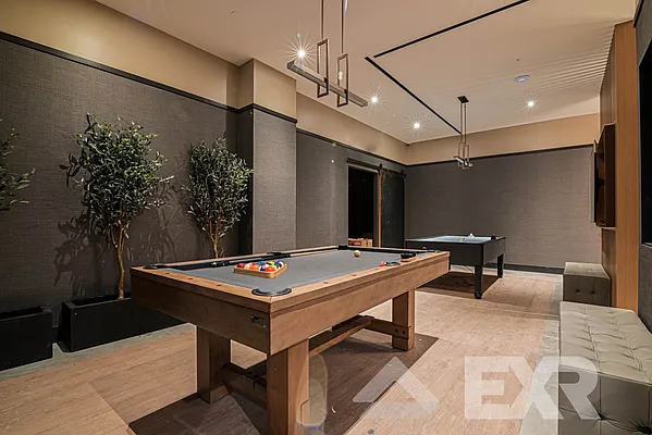 Rented by EXR | media 14