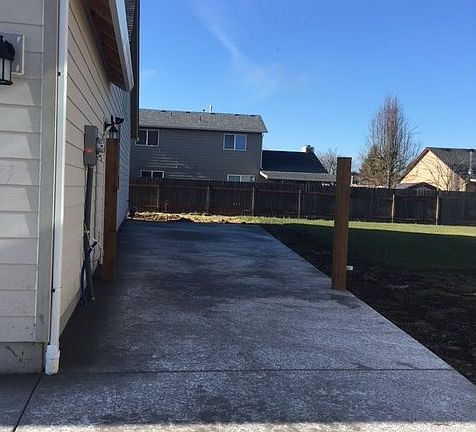 2nd image of 9008 NE 141st Ct
