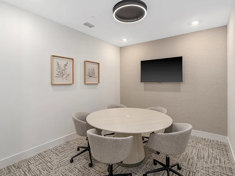 Cavala Apartments — Photo 42