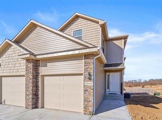 10504 Kane Dr, Kansas City, KS 66109
