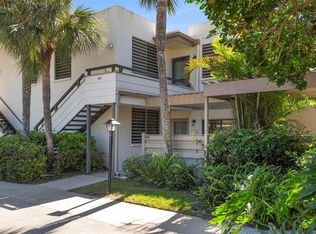 633 Woodlawn Dr, Bradenton, FL 34210