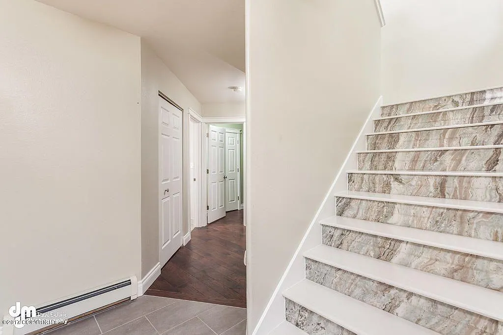 8130 Kronos Dr — Photo 4