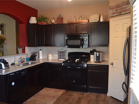 3rd image of 103 Stewart Dr