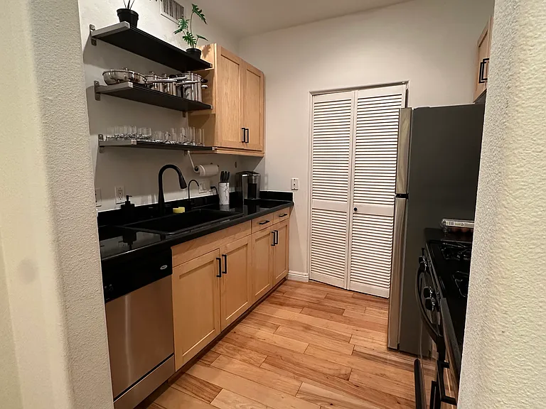 3136 Watermarke Pl — Photo 9
