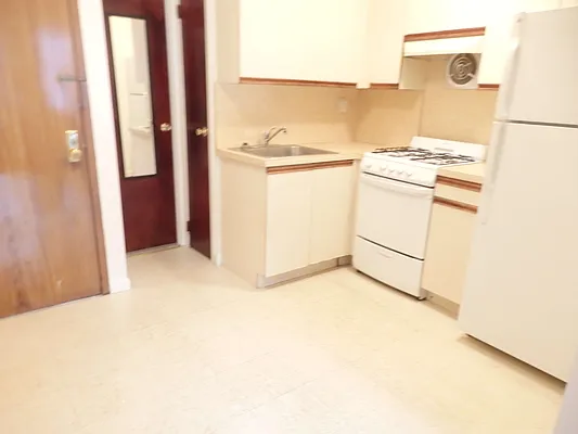 Rented by John O'Kelly Real Estate | media 12