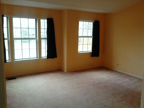 2nd image of 158 Wildberry Ct