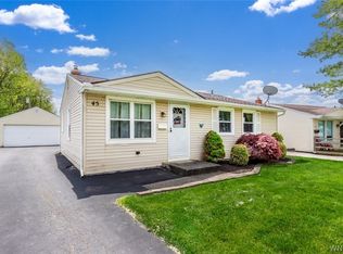45 Glendale Ln, Cheektowaga, NY 14225