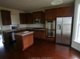 12582 Stone Lined Cir, Prince William, VA 22192