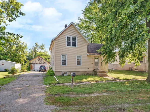 309 E Elk St, Odell, IL 60460