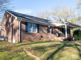 2961 Wormranch Rd, Haw River, NC 27258