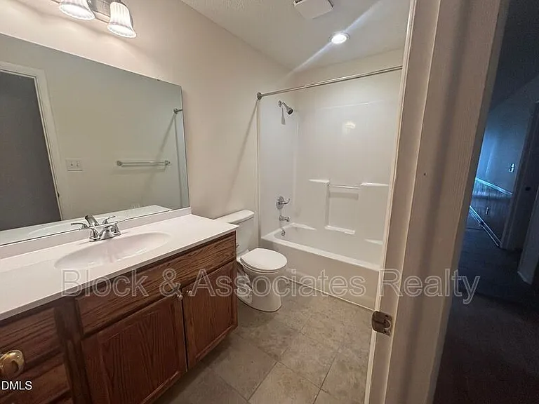 3609 Melrose Dr — Photo 5