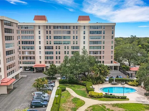 2403 S ARDSON PLACE #402B, TAMPA, FL 33629