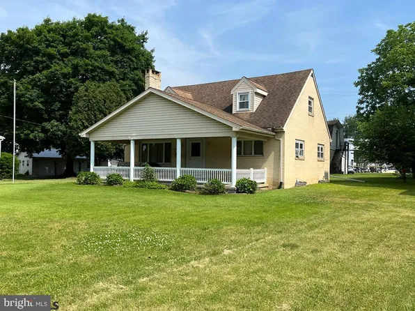 512 S 2nd St, Clearfield, PA 16830