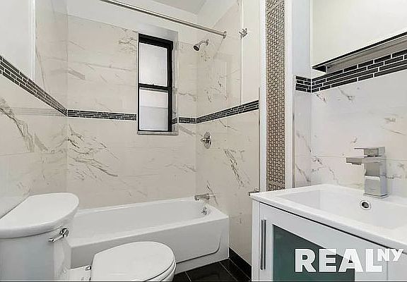 5th image of 322 W 11th St #32