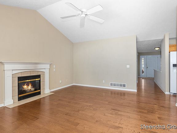 4th image of 5979 Mill Point Ct SE