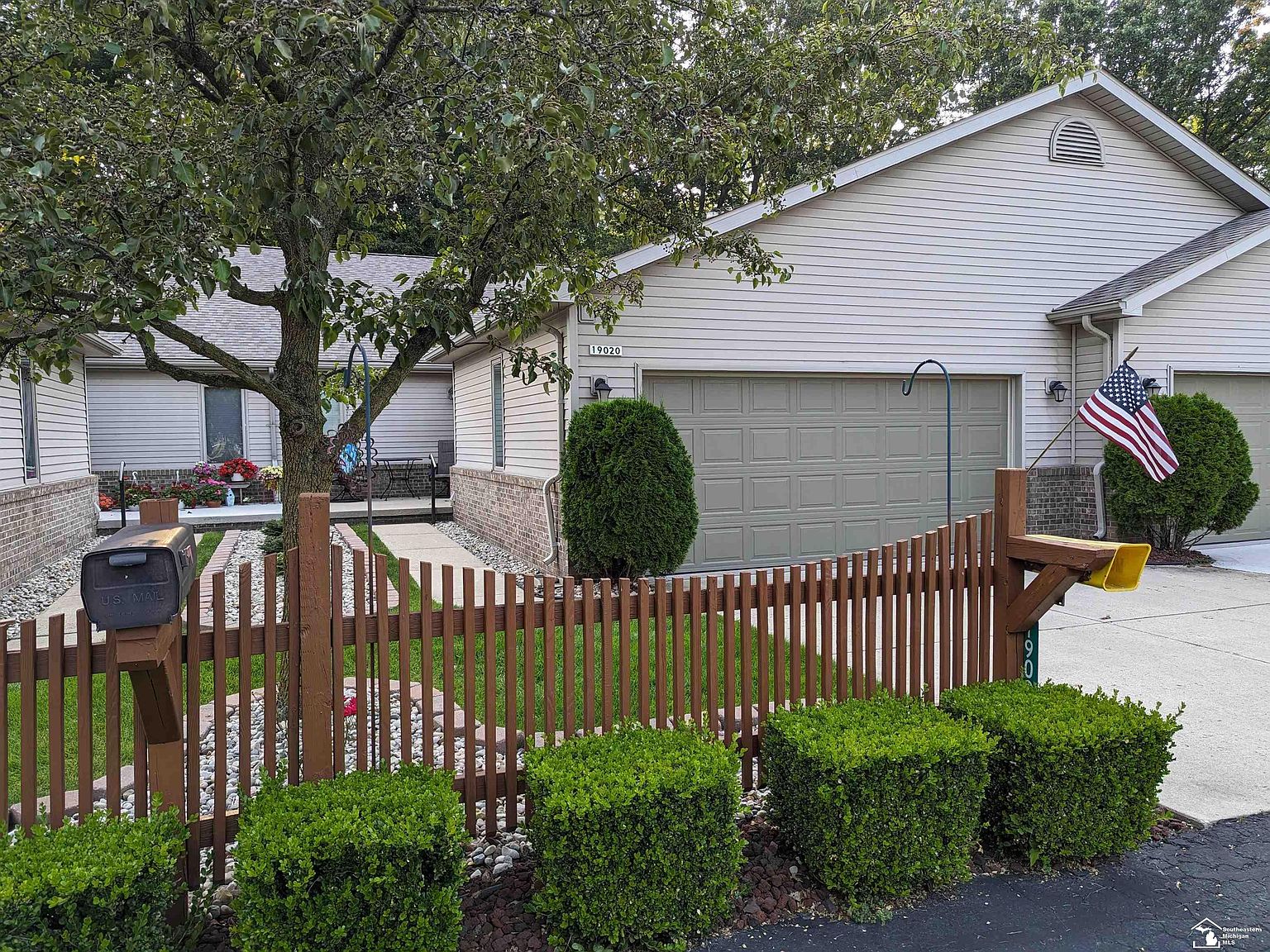 19020 Otto Ct, New Boston, MI 48164 Zillow