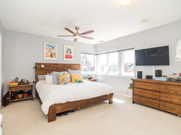 824 W Armitage Ave #2B — Photo 16