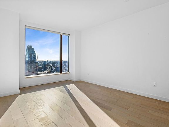 4th image of 11 Hoyt St #40D
