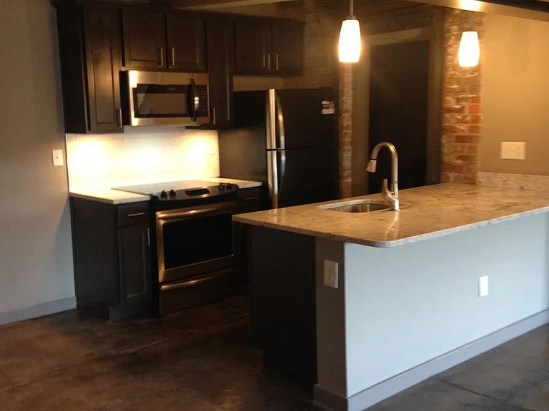 River Lofts West — Photo 41