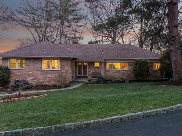 28 Hart Dr North, South Orange Village Twp., NJ 07079