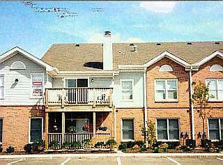 1st image of 7517 Somerset Dr Unit 7517