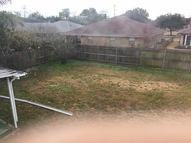 805 Champagne Dr — Photo 13