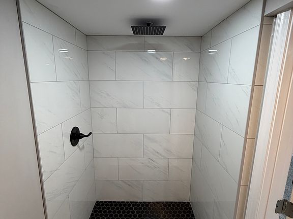 3rd image of 1936 S Trumbull Ave #3