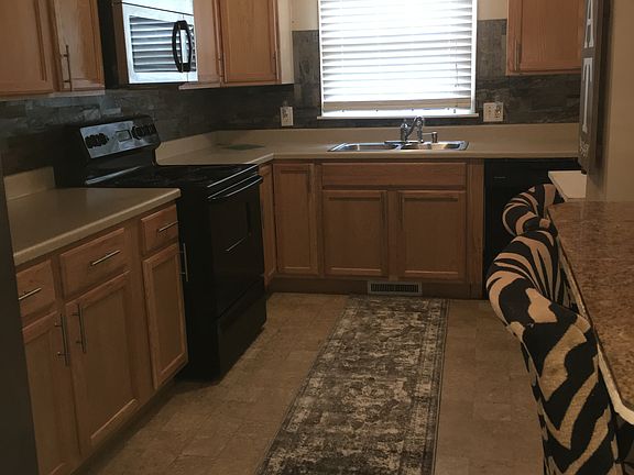 5th image of 1228 21st Ave