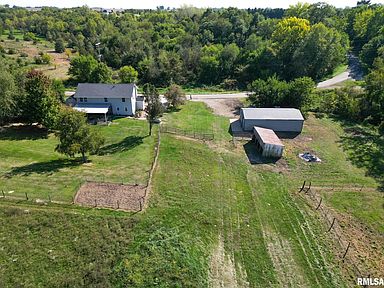 16221 W Sommerfield Rd, Trivoli, IL 61569 | Zillow